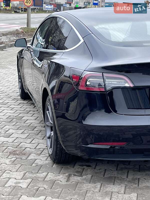 Седан Tesla Model 3 2018 в Тернополе фото 10 Седан Tesla Model 3 2018 в Тернополе