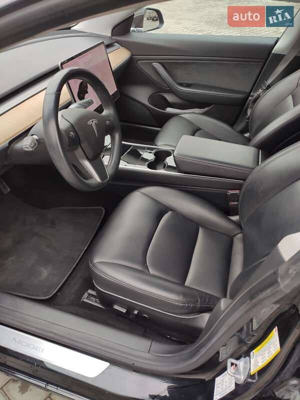 Седан Tesla Model 3 2018 в Тернополе фото 19 Седан Tesla Model 3 2018 в Тернополе