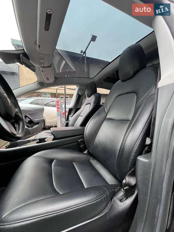 Седан Tesla Model 3 2018 в Тернополе фото 23 Седан Tesla Model 3 2018 в Тернополе