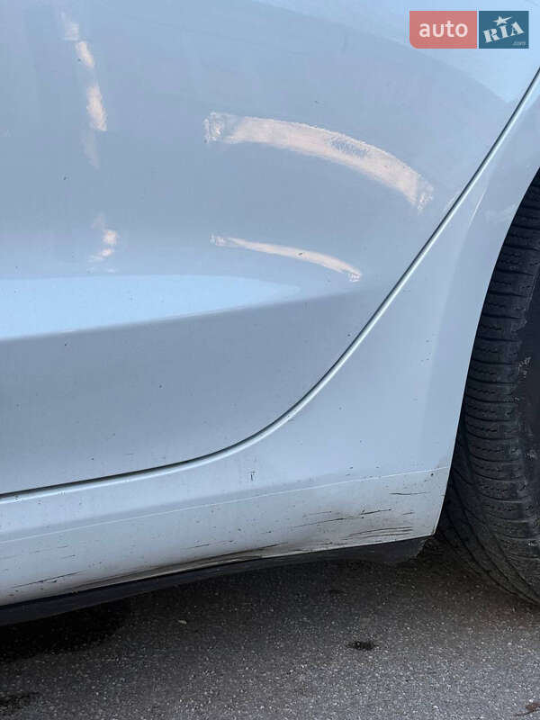 Седан Tesla Model 3 2022 в Киеве фото 9 Седан Tesla Model 3 2022 в Киеве