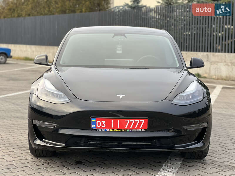 Седан Tesla Model 3 2023 в Луцке фото 5 Седан Tesla Model 3 2023 в Луцке