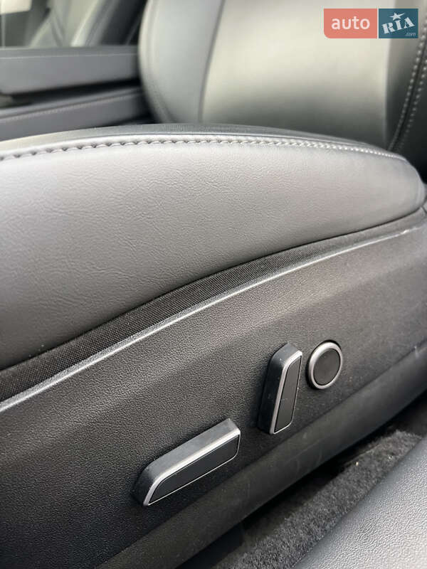 Седан Tesla Model 3 2023 в Луцке фото 20 Седан Tesla Model 3 2023 в Луцке