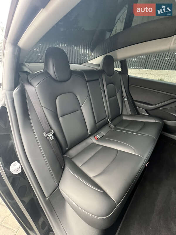 Седан Tesla Model 3 2023 в Луцке фото 46 Седан Tesla Model 3 2023 в Луцке