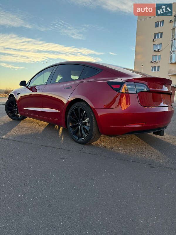 Седан Tesla Model 3 2018 в Николаеве фото 25 Седан Tesla Model 3 2018 в Николаеве