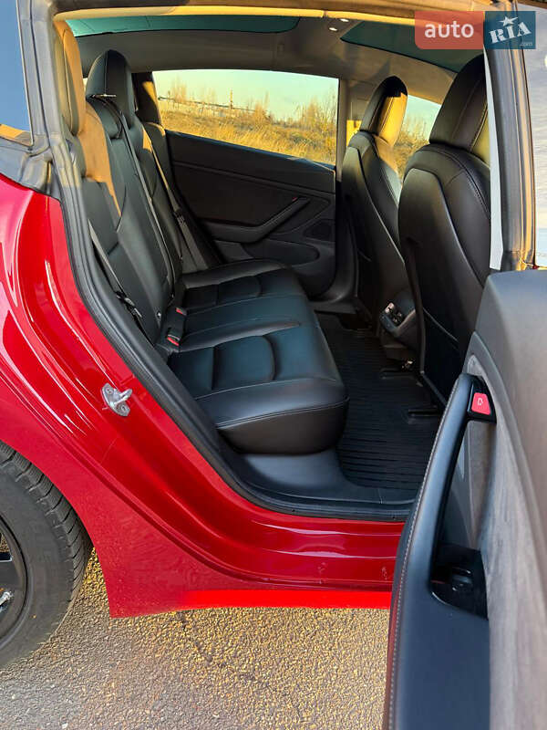 Седан Tesla Model 3 2018 в Николаеве фото 38 Седан Tesla Model 3 2018 в Николаеве