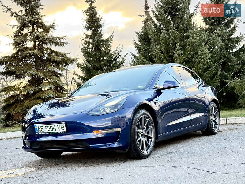 Седан Tesla Model 3 2021 в Днепре фото 6 Седан Tesla Model 3 2021 в Днепре