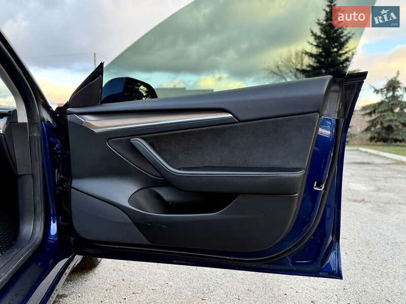 Седан Tesla Model 3 2021 в Днепре фото 24 Седан Tesla Model 3 2021 в Днепре