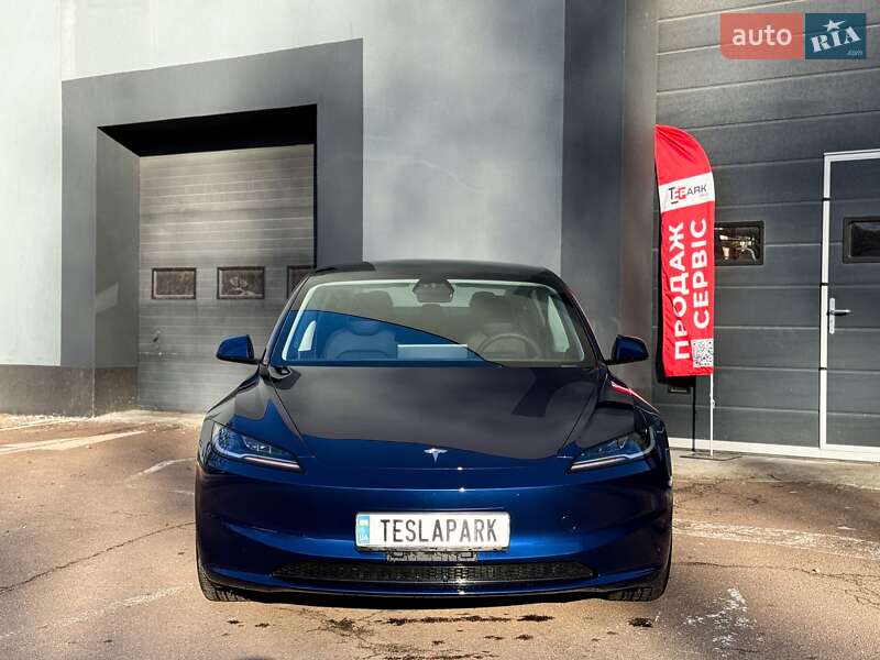 Седан Tesla Model 3 2024 в Киеве фото 3 Седан Tesla Model 3 2024 в Киеве