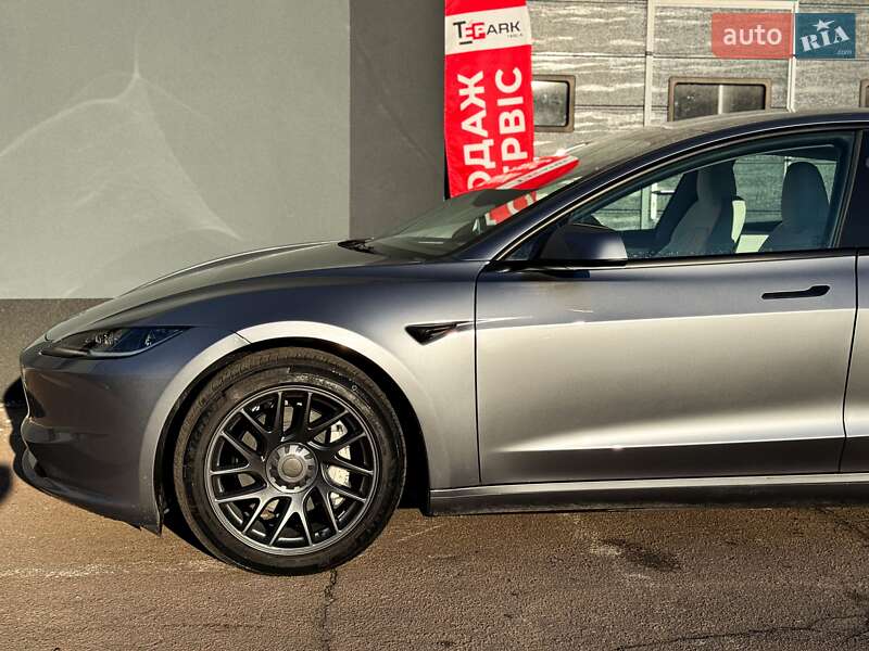 Седан Tesla Model 3 2025 в Киеве фото 5 Седан Tesla Model 3 2025 в Киеве