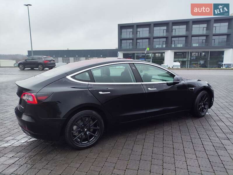 Седан Tesla Model 3 2018 в Львове фото 5 Седан Tesla Model 3 2018 в Львове