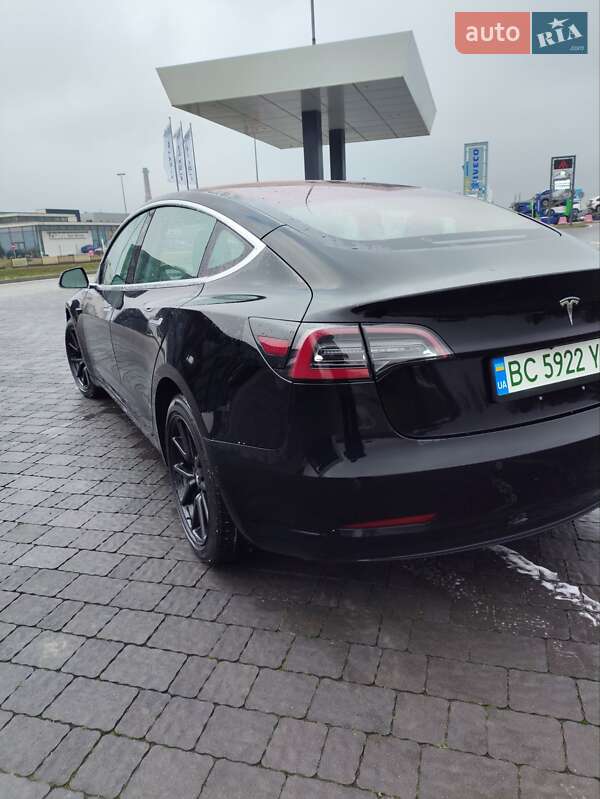 Седан Tesla Model 3 2018 в Львове фото 8 Седан Tesla Model 3 2018 в Львове