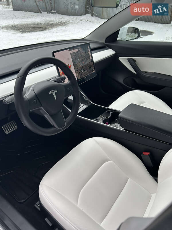 Седан Tesla Model 3 2019 в Киеве фото 9 Седан Tesla Model 3 2019 в Киеве