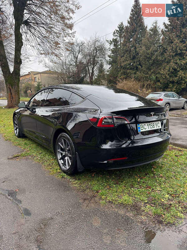 Седан Tesla Model 3 2021 в Львове фото 13 Седан Tesla Model 3 2021 в Львове