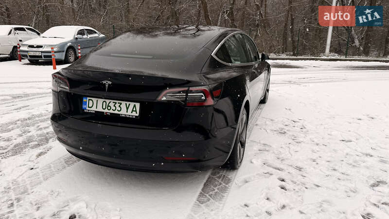 Седан Tesla Model 3 2019 в Киеве фото 43 Седан Tesla Model 3 2019 в Киеве