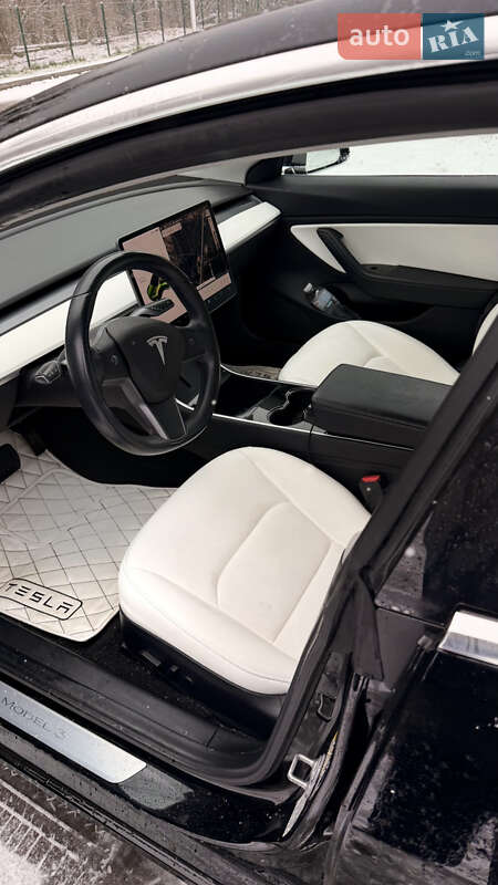 Седан Tesla Model 3 2019 в Киеве фото 50 Седан Tesla Model 3 2019 в Киеве