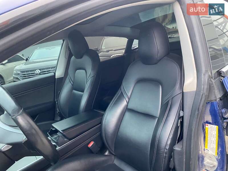 Седан Tesla Model 3 2018 в Львове фото 14 Седан Tesla Model 3 2018 в Львове