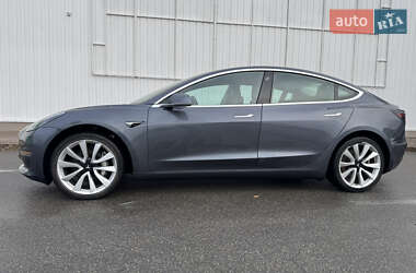 Седан Tesla Model 3 2019 в Киеве