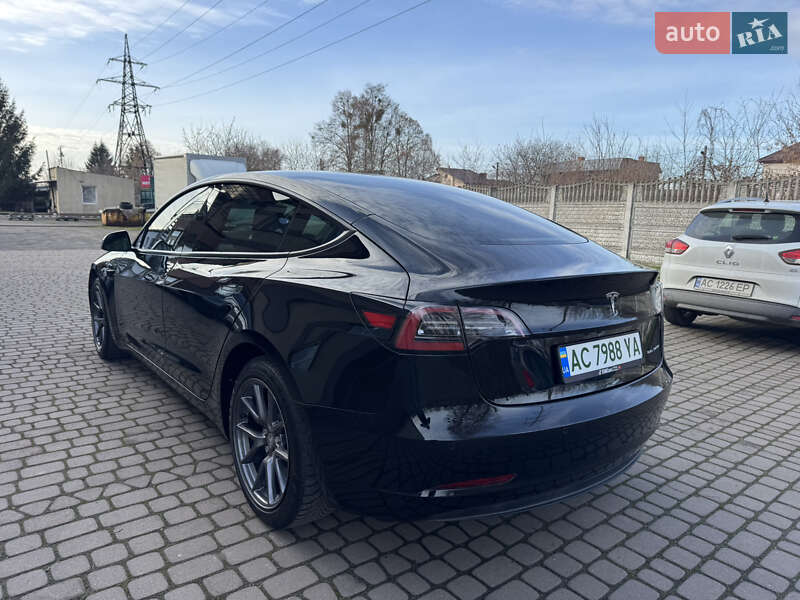 Седан Tesla Model 3 2021 в Луцке фото 4 Седан Tesla Model 3 2021 в Луцке