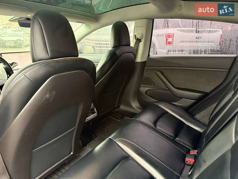 Седан Tesla Model 3 2019 в Луцке фото 16 Седан Tesla Model 3 2019 в Луцке