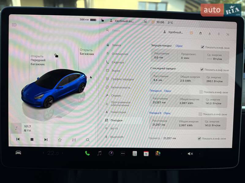 Седан Tesla Model 3 2023 в Львове