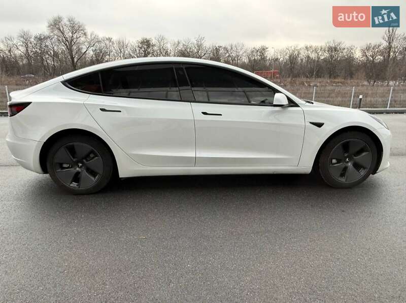 Седан Tesla Model 3 2023 в Днепре фото 2 Седан Tesla Model 3 2023 в Днепре