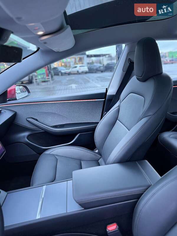 Седан Tesla Model 3 2025 в Ковеле