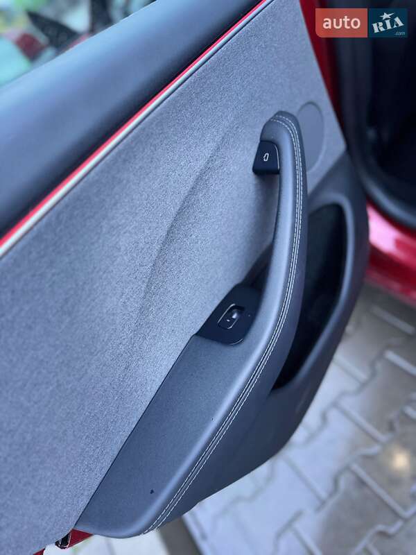 Седан Tesla Model 3 2025 в Ковеле