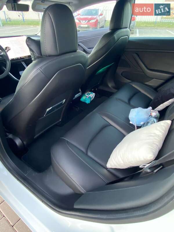 Седан Tesla Model 3 2020 в Львове фото 12 Седан Tesla Model 3 2020 в Львове