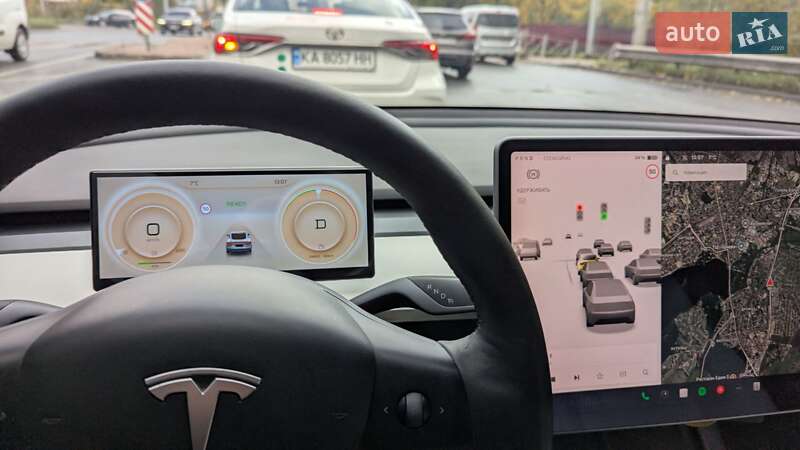 Седан Tesla Model 3 2021 в Тернополе