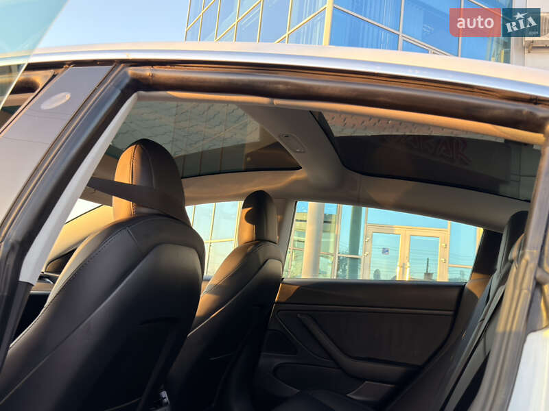 Седан Tesla Model 3 2020 в Ковеле фото 18 Седан Tesla Model 3 2020 в Ковеле