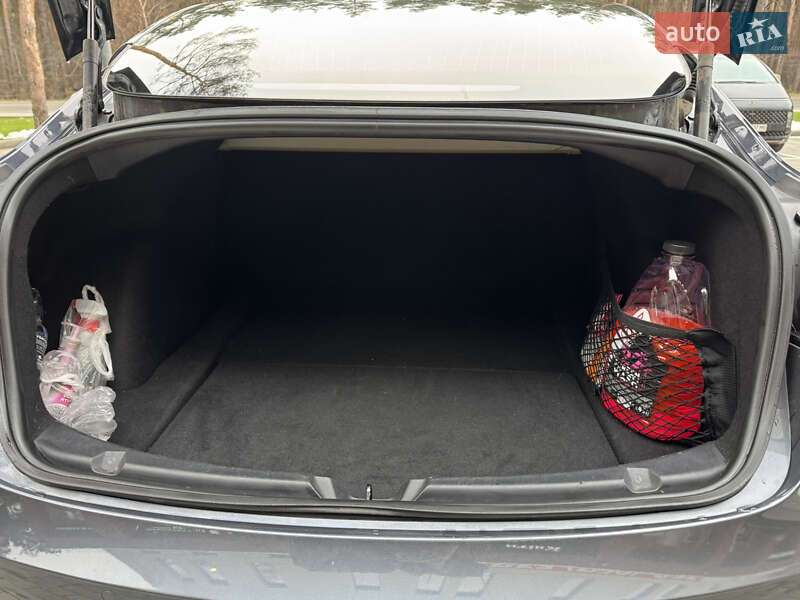 Седан Tesla Model 3 2019 в Киеве фото 16 Седан Tesla Model 3 2019 в Киеве