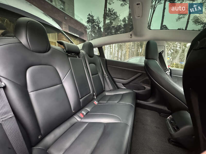 Седан Tesla Model 3 2019 в Киеве фото 27 Седан Tesla Model 3 2019 в Киеве