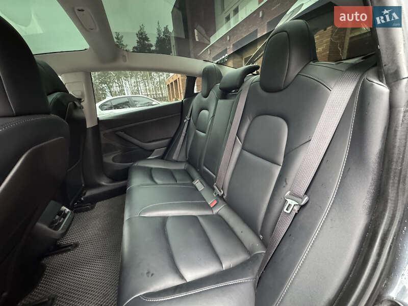 Седан Tesla Model 3 2019 в Киеве фото 30 Седан Tesla Model 3 2019 в Киеве