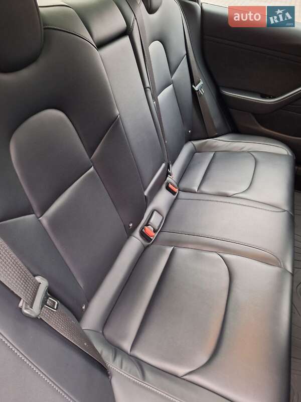 Седан Tesla Model 3 2018 в Києві фото 14 Седан Tesla Model 3 2018 в Києві