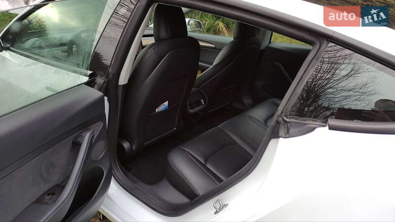 Седан Tesla Model 3 2022 в Киеве фото 8 Седан Tesla Model 3 2022 в Киеве