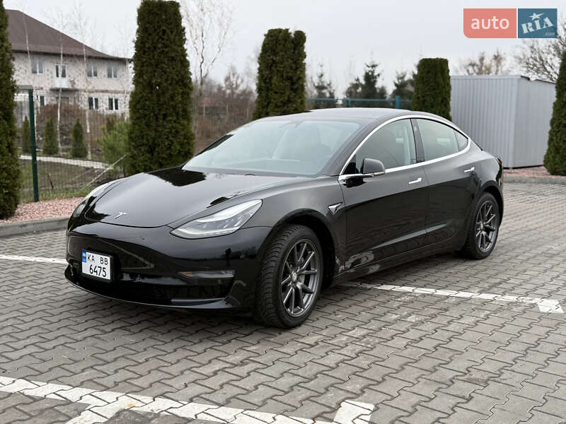 Tesla Model 3 2019