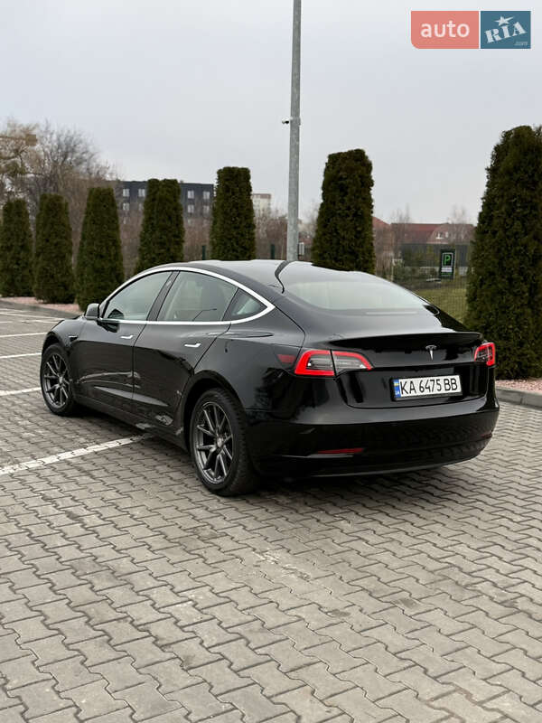 Седан Tesla Model 3 2019 в Киеве фото 8 Седан Tesla Model 3 2019 в Киеве