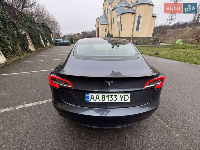 Седан Tesla Model 3 2023 в Киеве фото 20 Седан Tesla Model 3 2023 в Киеве