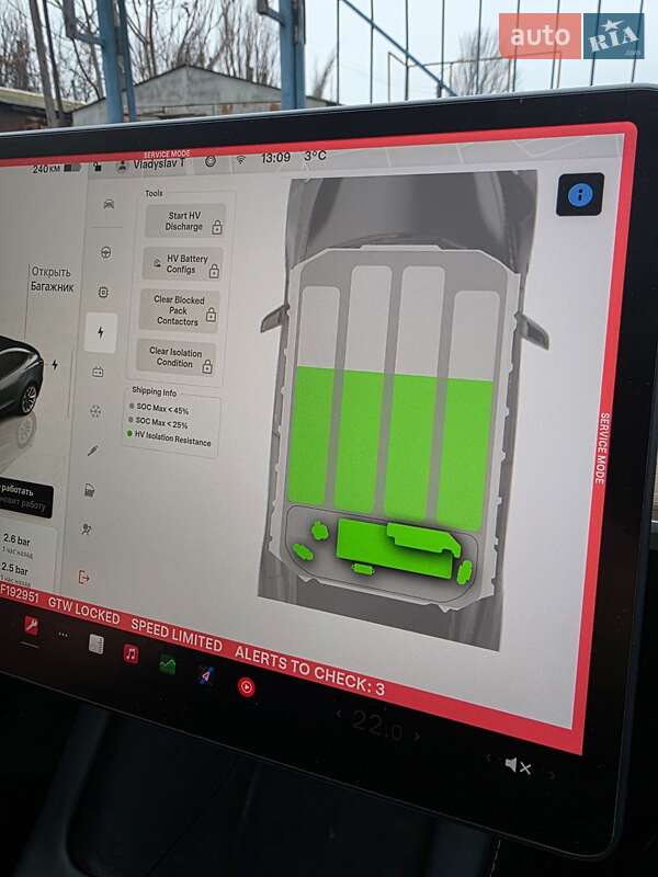 Седан Tesla Model 3 2022 в Запорожье