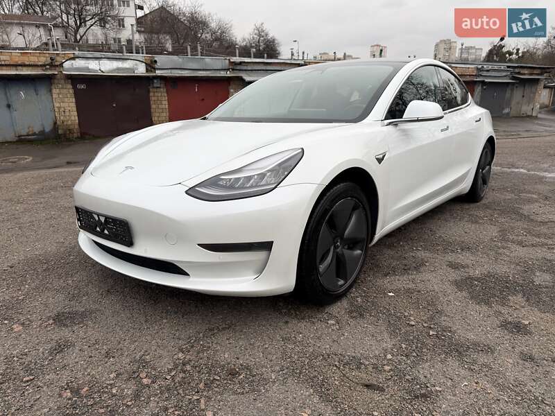 Седан Tesla Model 3 2018 в Киеве фото 3 Седан Tesla Model 3 2018 в Киеве