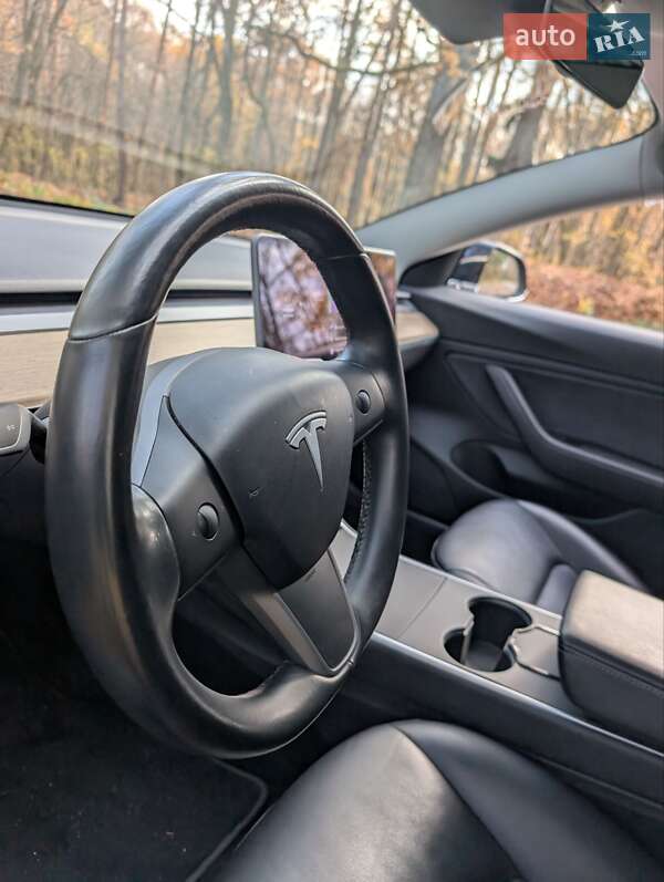 Седан Tesla Model 3 2018 в Черкассах фото 6 Седан Tesla Model 3 2018 в Черкассах