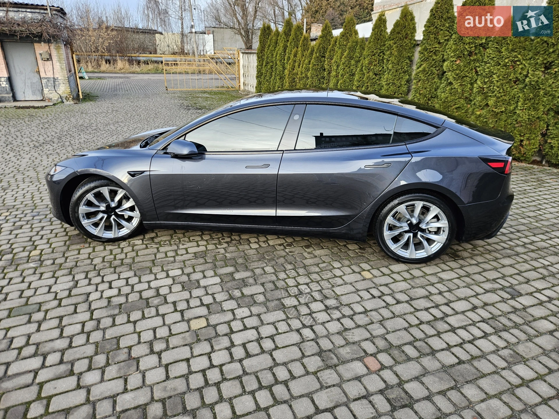 2024 Tesla Model 3 - мініатюра 3