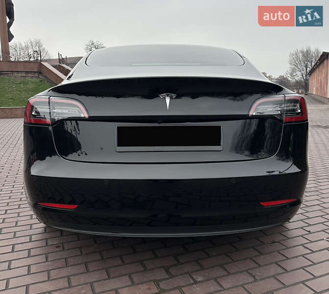 Седан Tesla Model 3 2021 в Днепре фото 11 Седан Tesla Model 3 2021 в Днепре