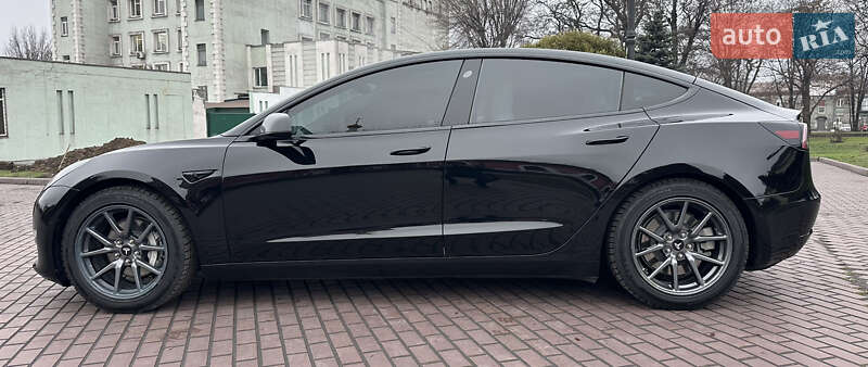 Седан Tesla Model 3 2021 в Днепре фото 14 Седан Tesla Model 3 2021 в Днепре