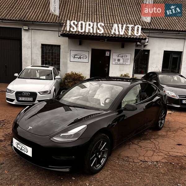 Седан Tesla Model 3 2022 в Чернигове фото 3 Седан Tesla Model 3 2022 в Чернигове