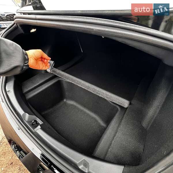 Седан Tesla Model 3 2022 в Чернигове фото 16 Седан Tesla Model 3 2022 в Чернигове