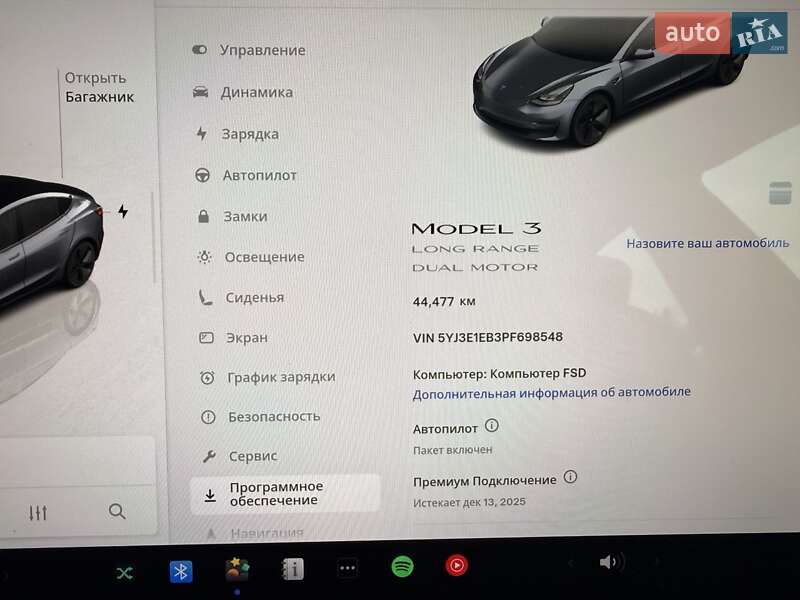 Седан Tesla Model 3 2023 в Киеве