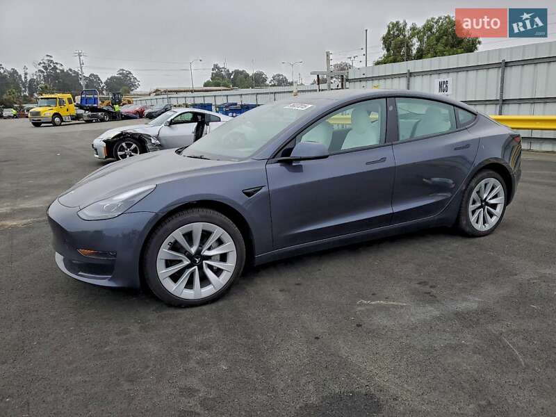 Tesla Model 3 2023