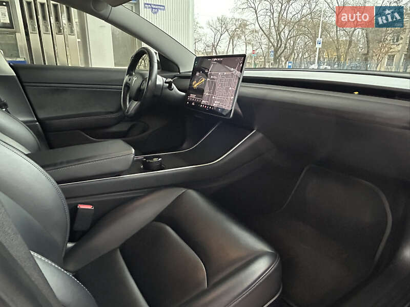 Седан Tesla Model 3 2019 в Николаеве фото 11 Седан Tesla Model 3 2019 в Николаеве