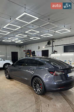 Седан Tesla Model 3 2021 в Харькове